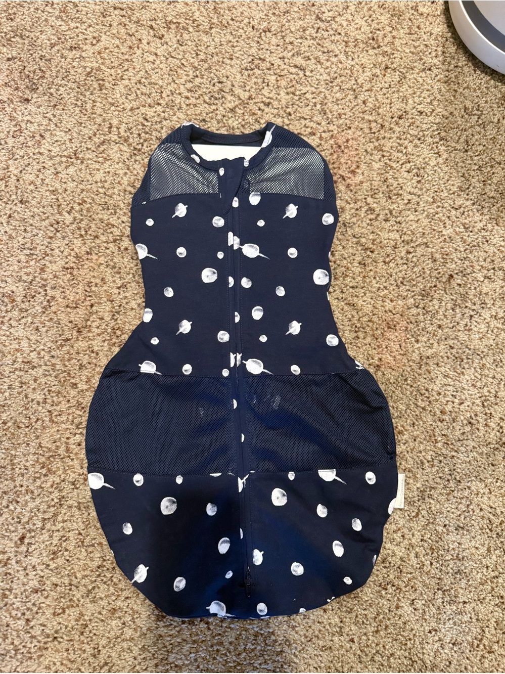Happiest Baby Sleep pea 5 second swaddle in Midnight planets